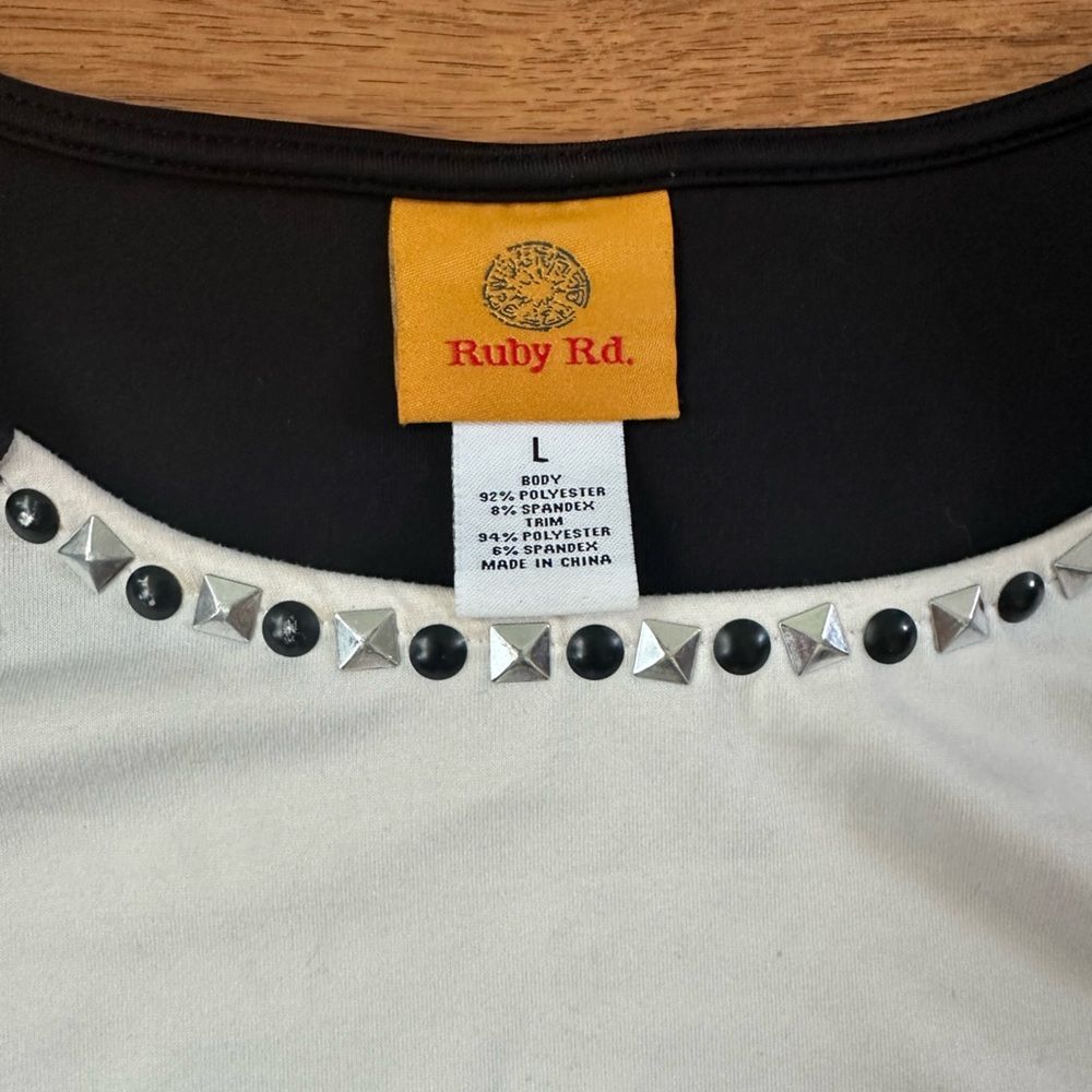 Ruby Rd top -L - Picture 2 of 4